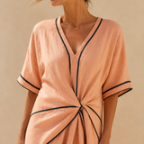 Elvi | Lekka sukienka z detalami twist