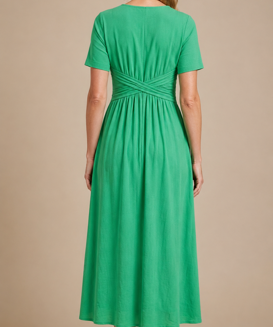 Amalia | Elegancka sukienka midi o krzyżowej sylwetce