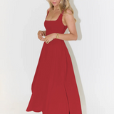 Grace | Midi dress in fluid form with square neckline