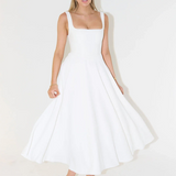 Grace | Midi dress in fluid form with square neckline